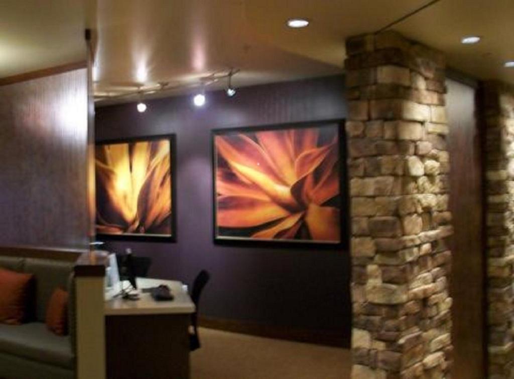 Ledgestone Hotel Yakima Bagian luar foto