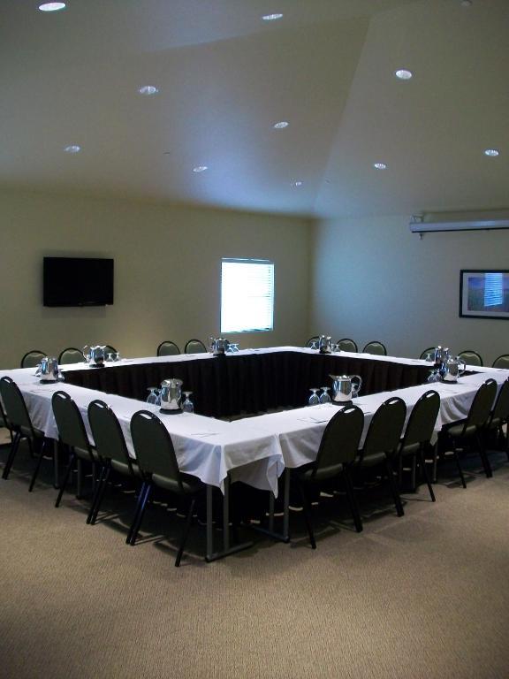 Ledgestone Hotel Yakima Bagian luar foto