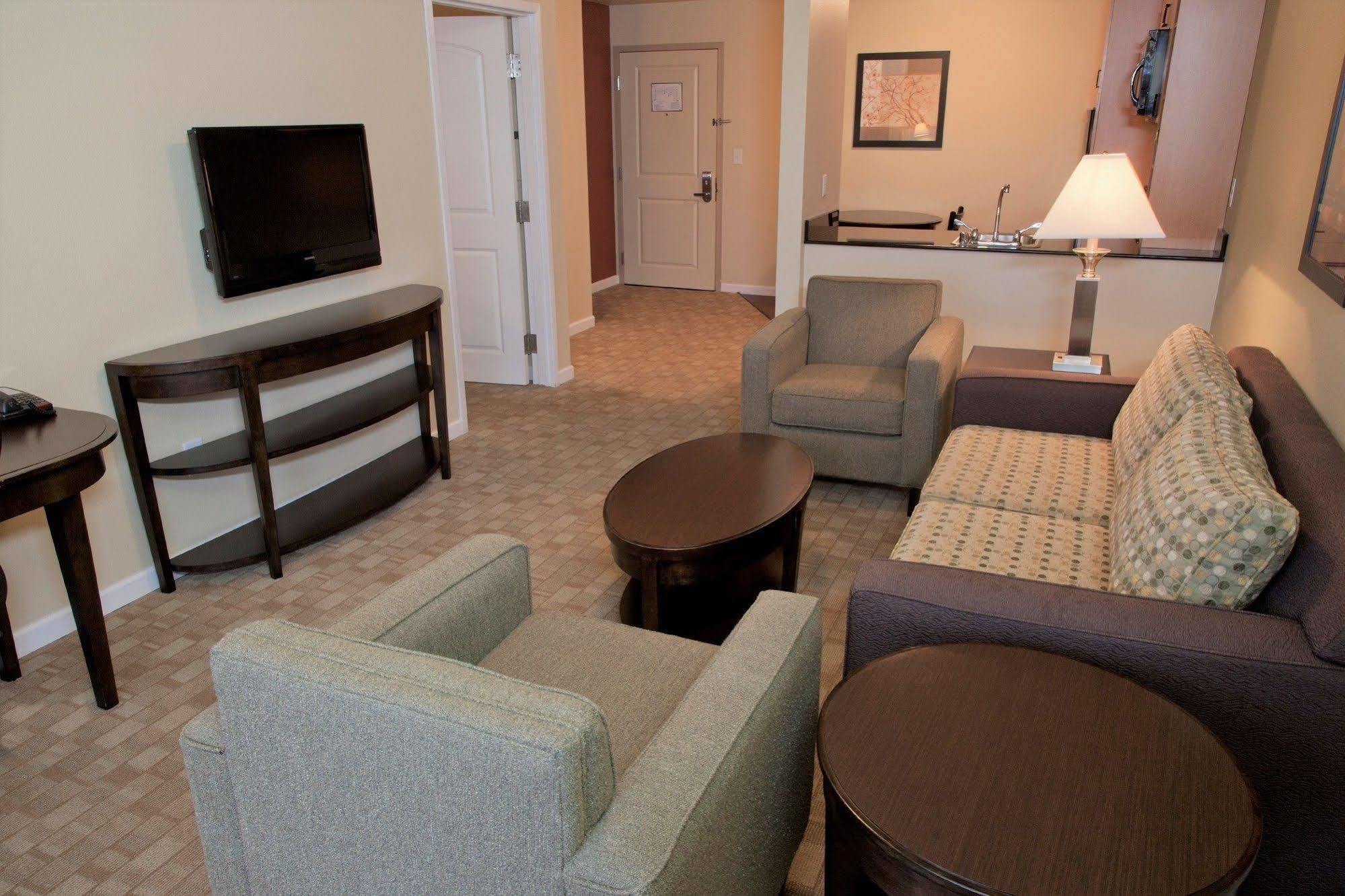 Ledgestone Hotel Yakima Bagian luar foto